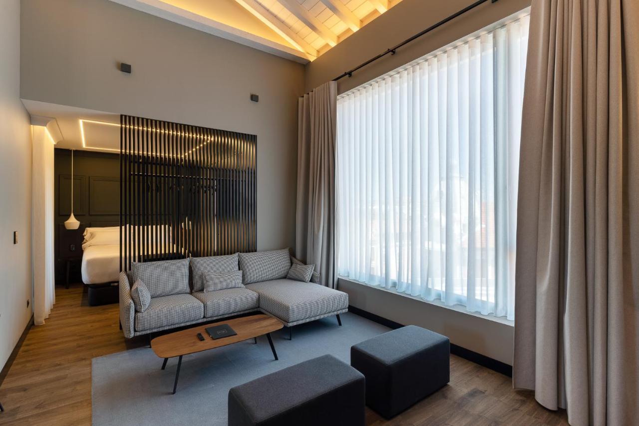 Mauro Suites León Zewnętrze zdjęcie