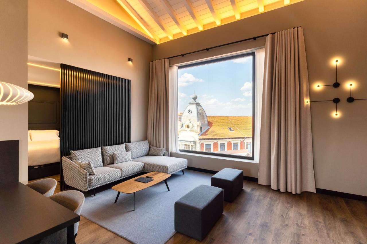 Mauro Suites León Zewnętrze zdjęcie